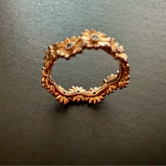 Pandora Sparkling Daisy Flower Crown Ring size 48 - Picture 4 of 9